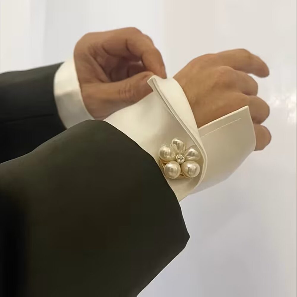 Stylish and Minimalist Button Covers for Women's Shirts and Dresses